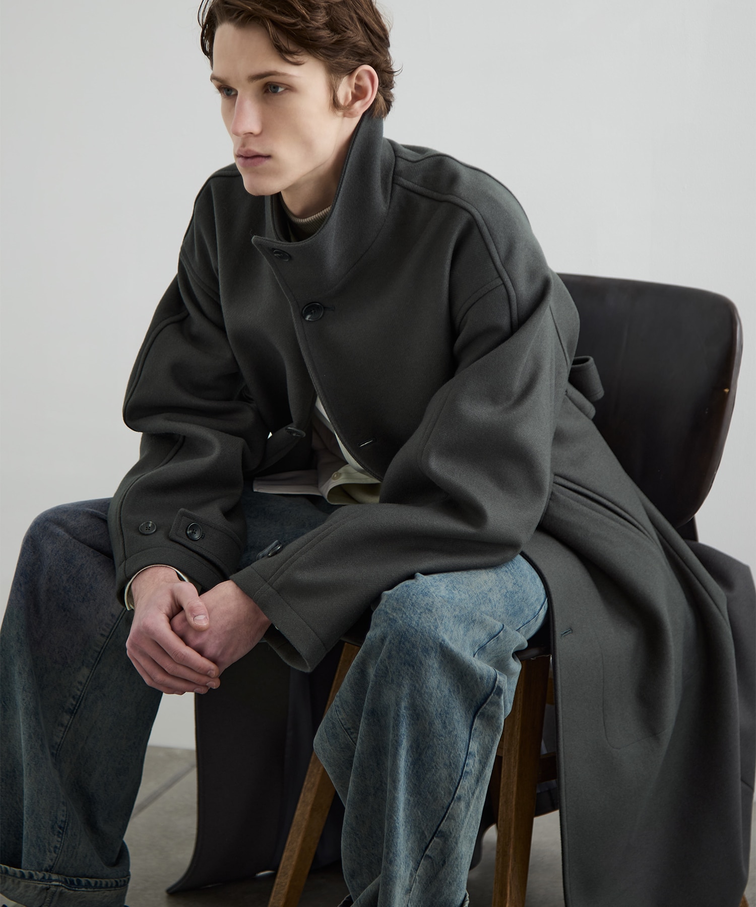 DARK GREY