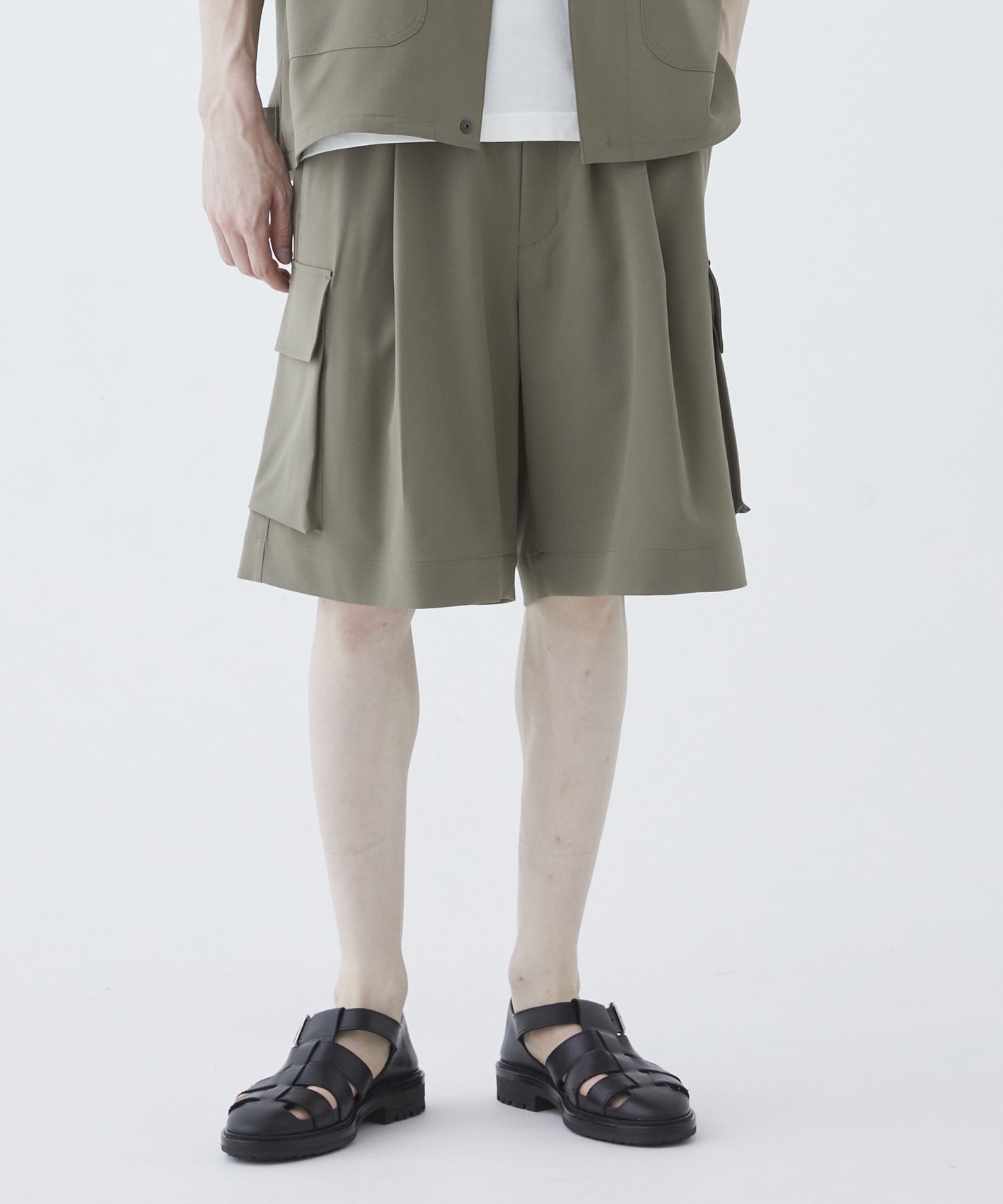 GREY BEIGE