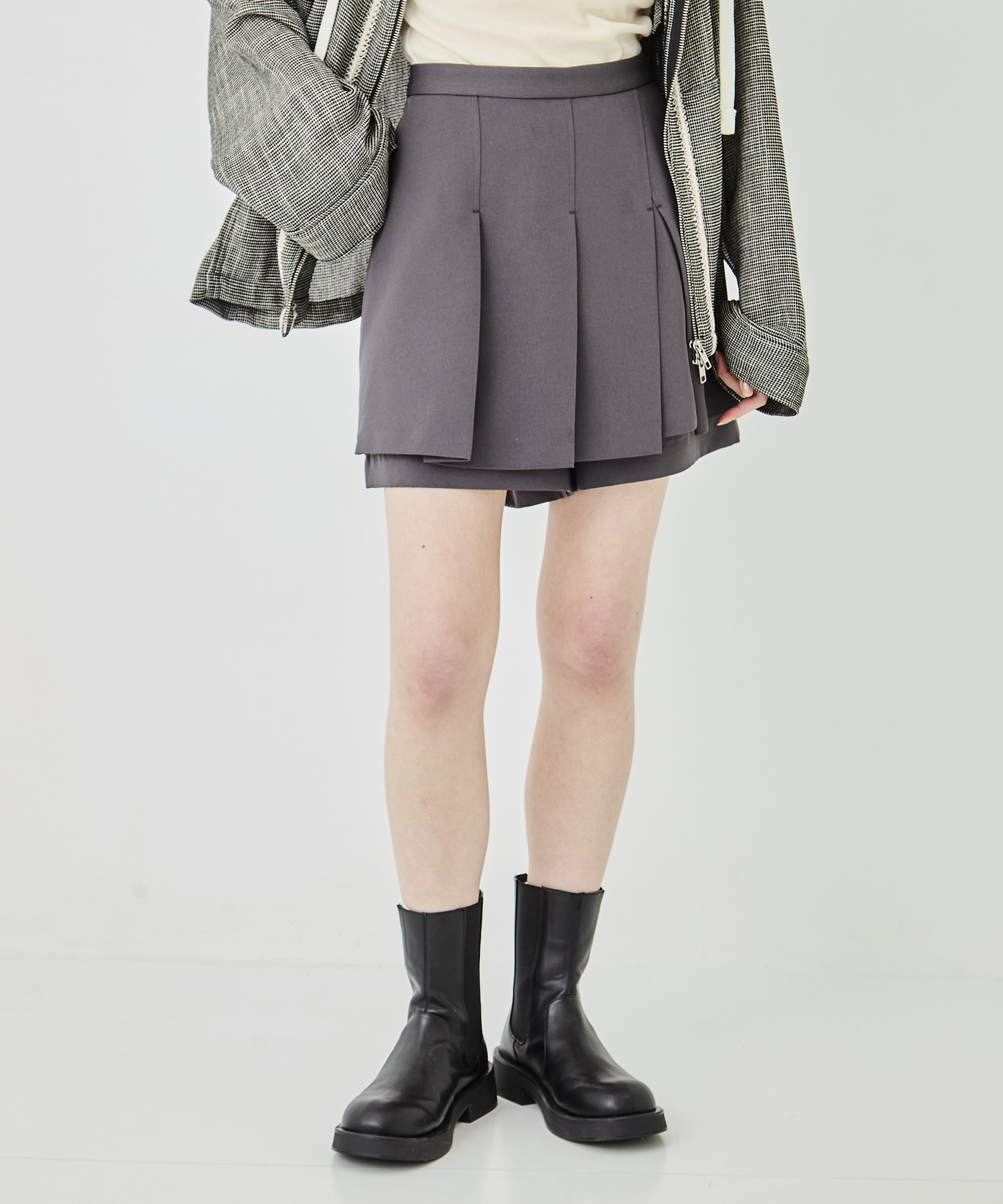 DARK GREY