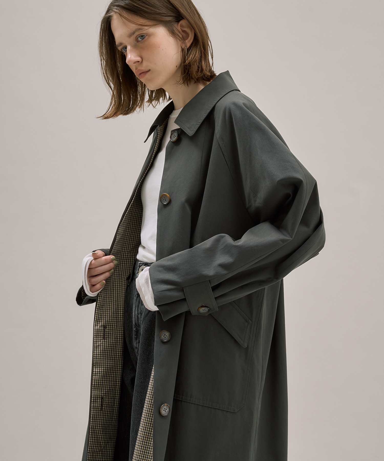 DARK GREY