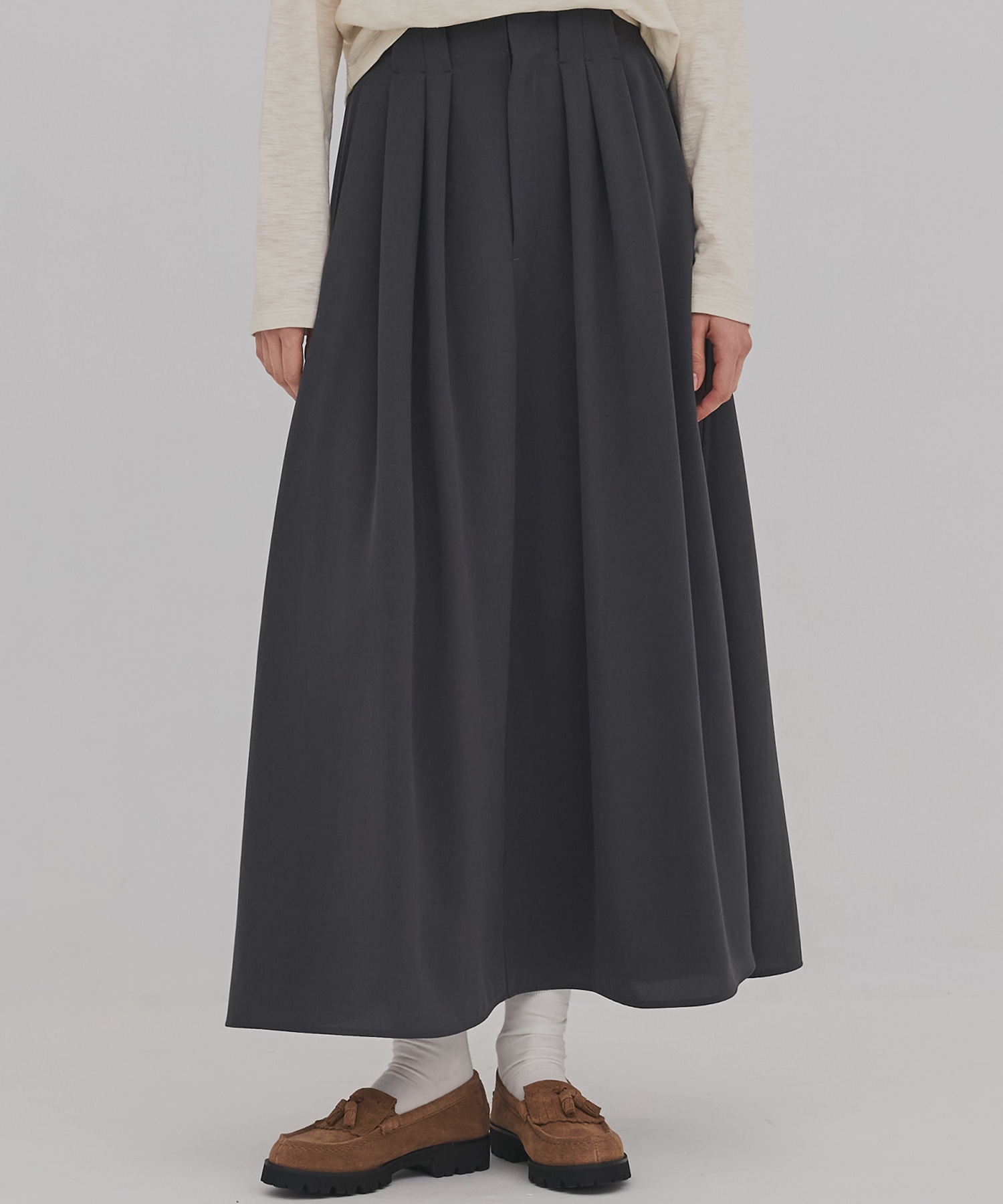 DARK GREY