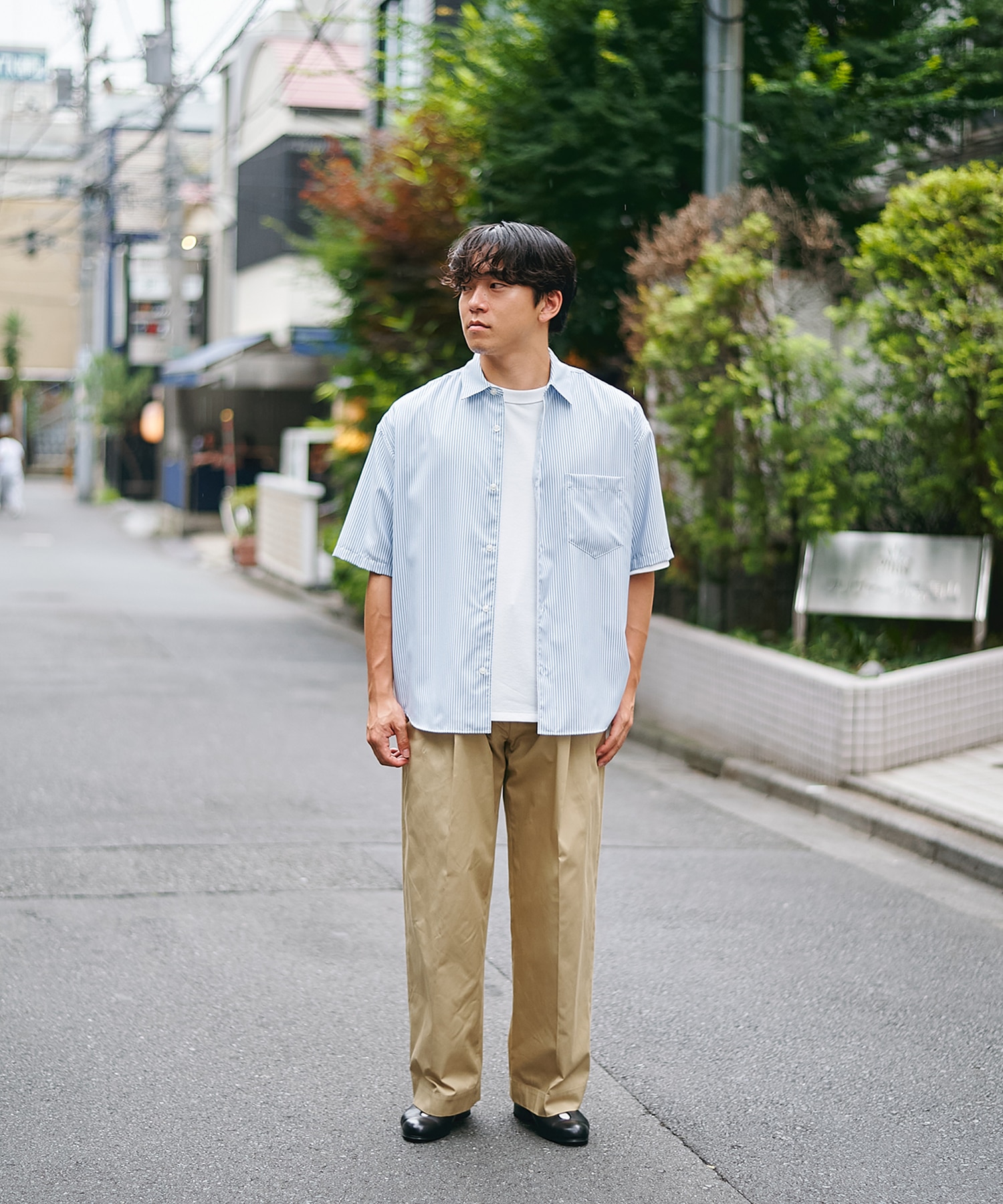 SUMMER LIGHT BARREL CHINOS