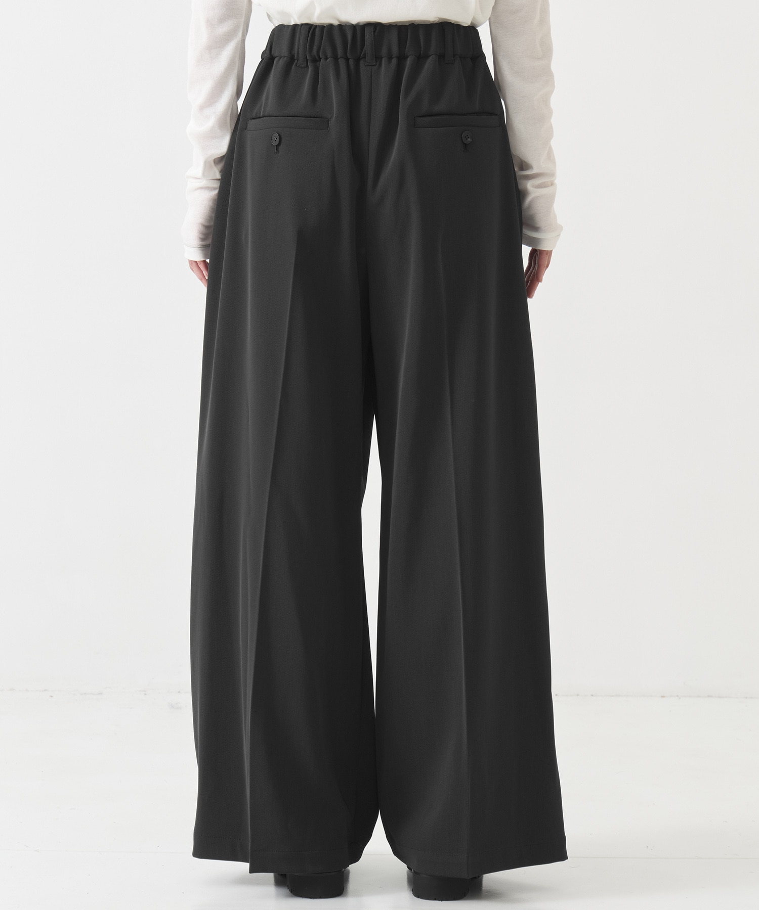 【残り僅か】シルキーツイルアシメタックパンツ