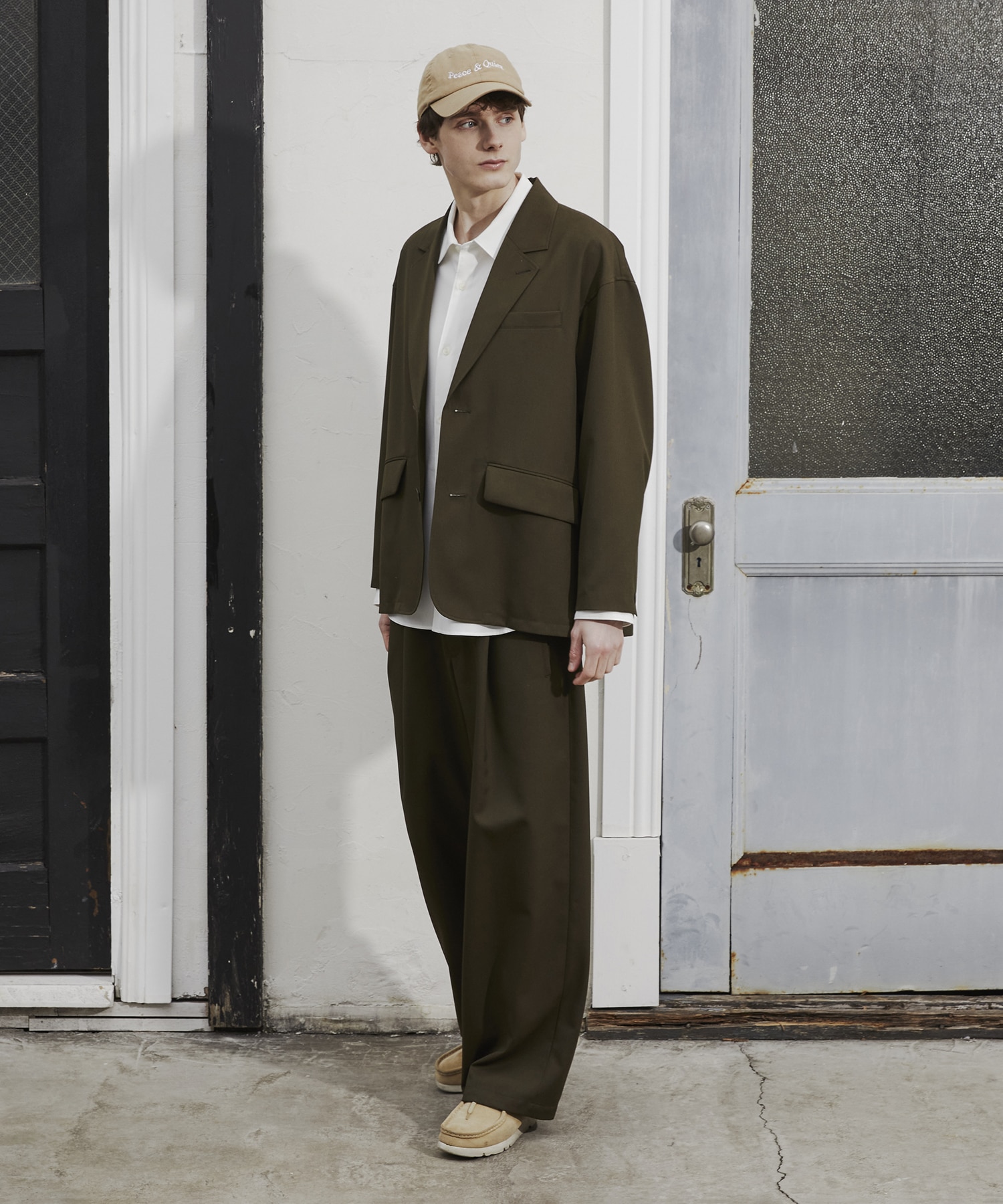 【残りわずか】TECH WOOL イージースラックス