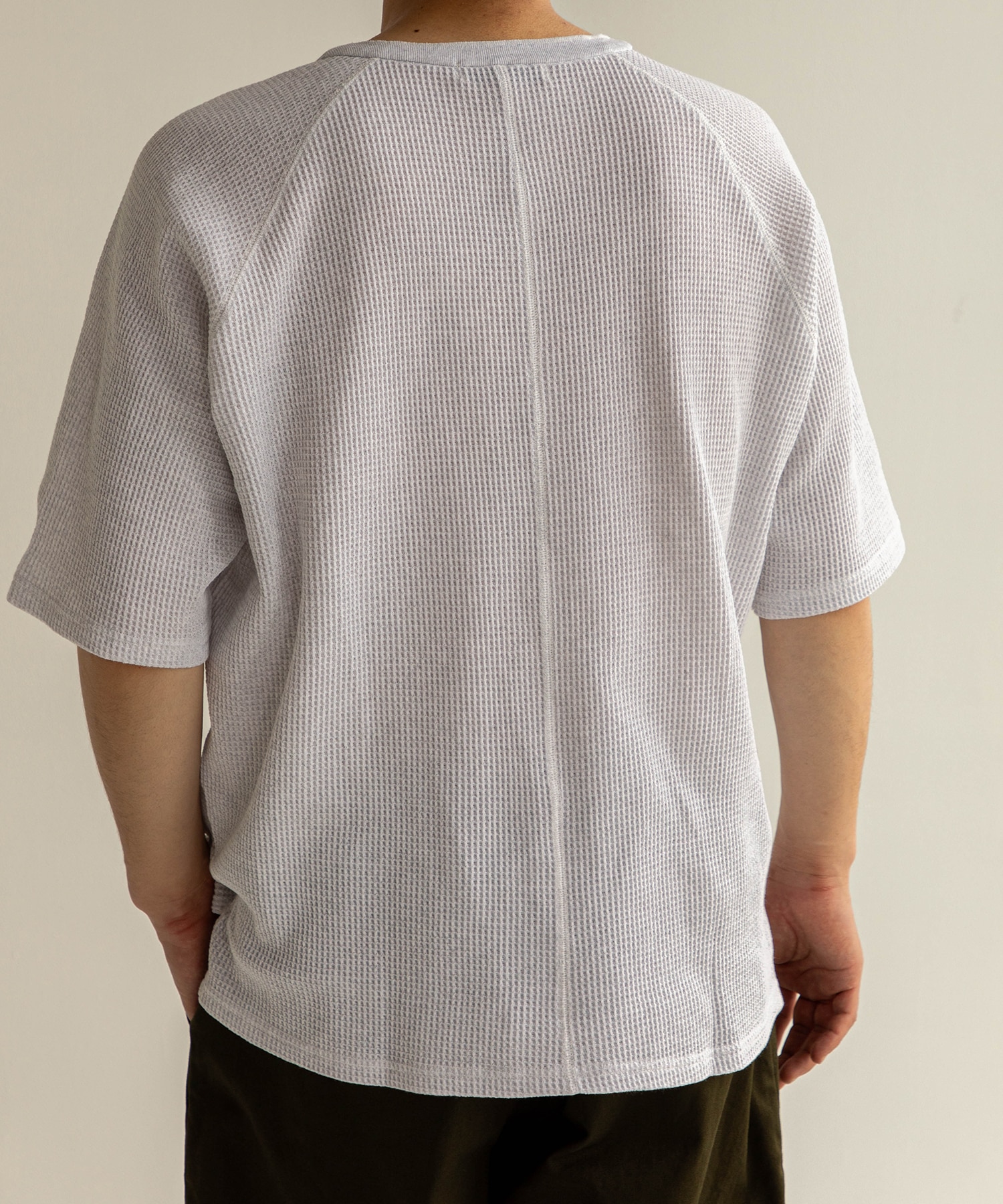 【残りわずか】サーマルヘンリーリラックスTee