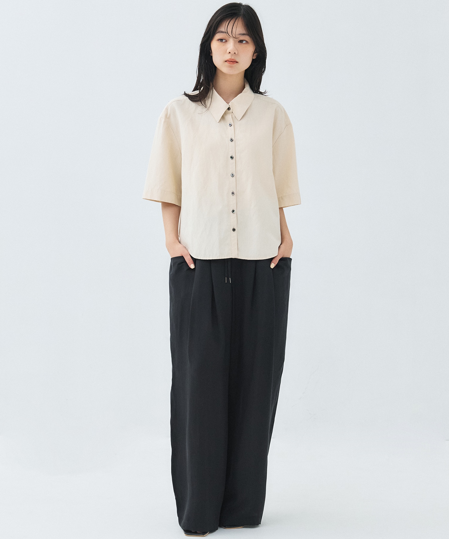 リネンレーヨンミドルスリーブシャツ