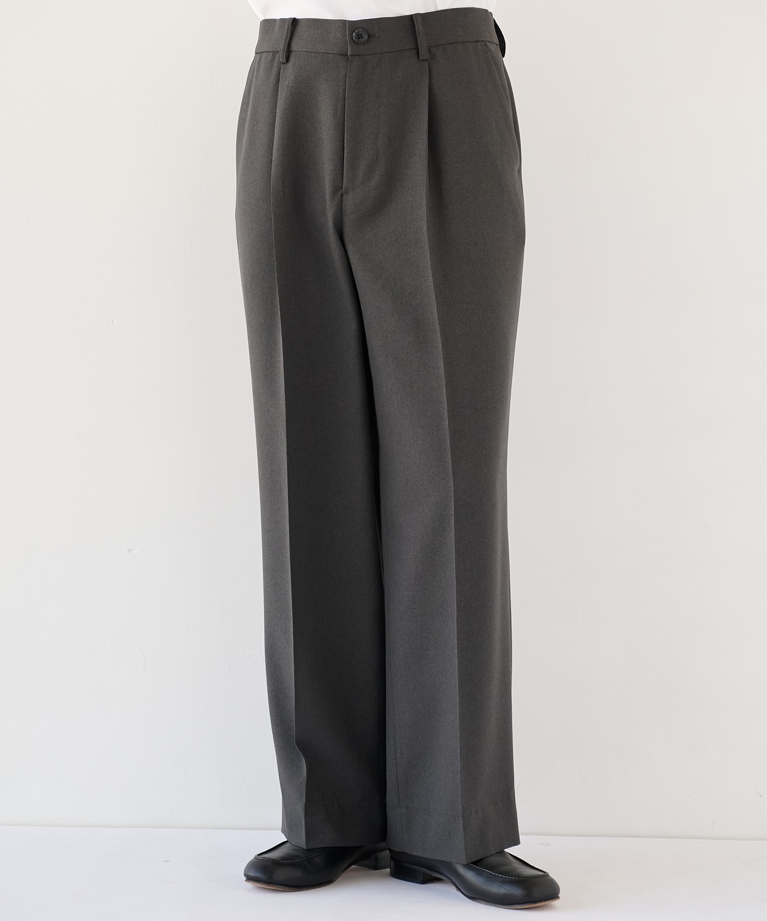 SEAWOOLツイルエバークリースストレートスラックス